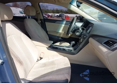 2016 Hyundai Sonata Se z USA, uszkodzony, nr VIN 5NPE24AF8GH264252